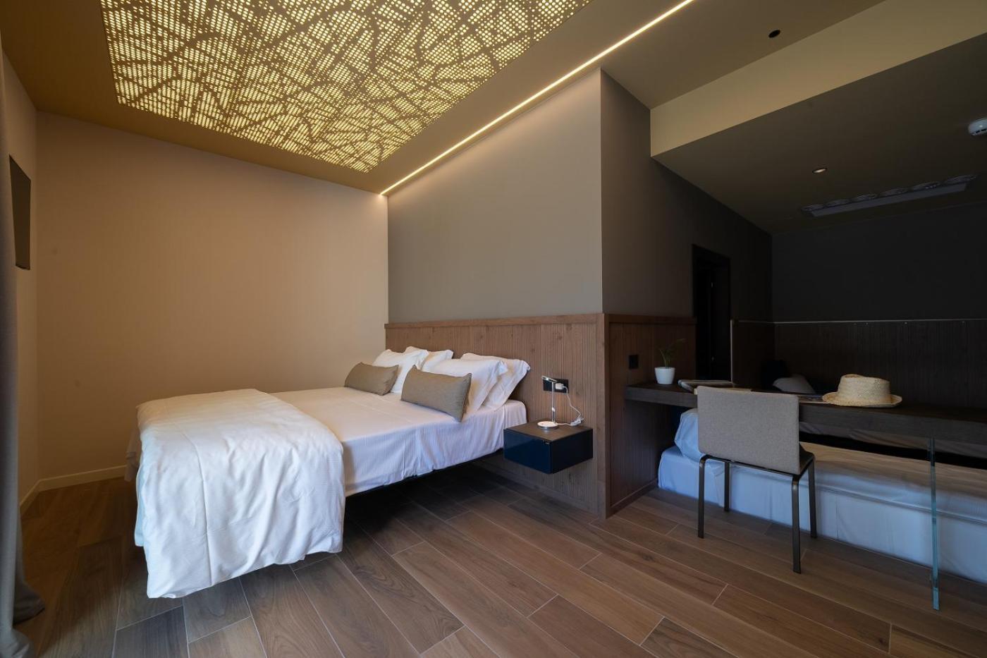 Il Tridente Hotel ビビオーネ エクステリア 写真