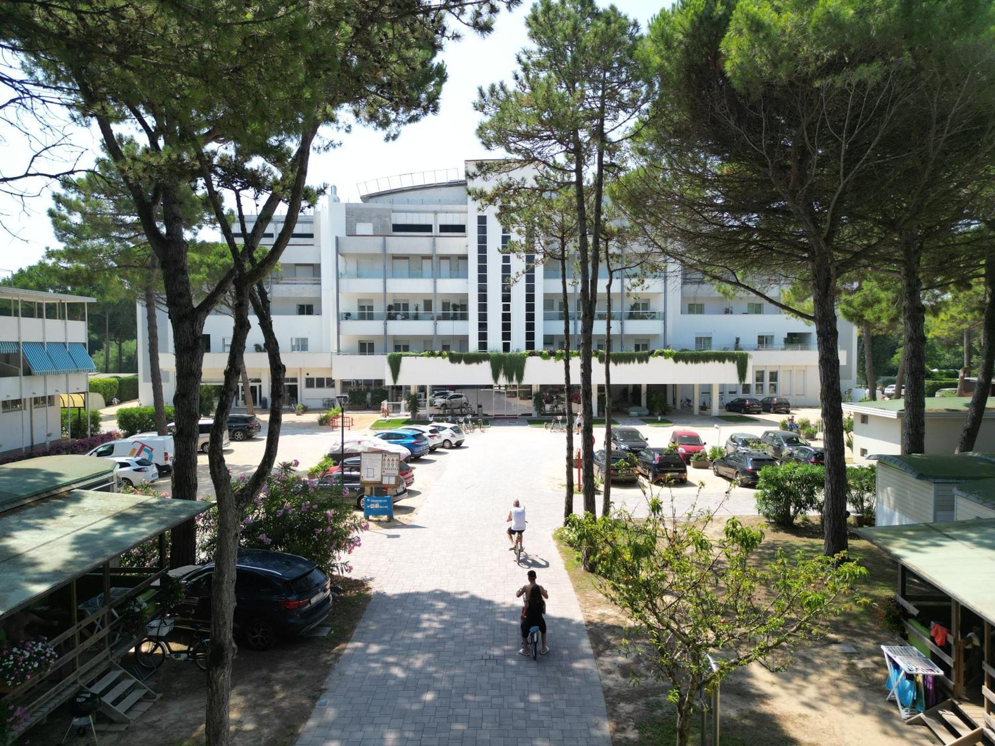 Il Tridente Hotel ビビオーネ エクステリア 写真